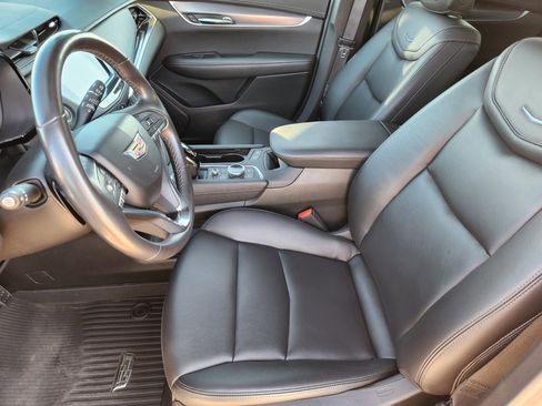 Certified 2024 Cadillac XT6 Luxury w/ LPO, Floor Liner Package image 13