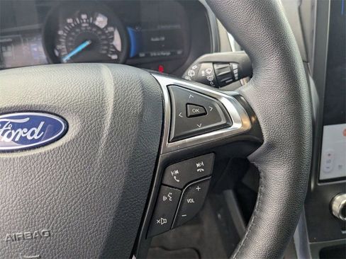 Used 2024 Ford Edge Titanium image 26