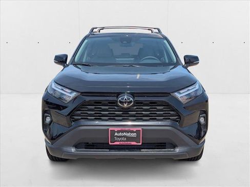 Certified 2025 Toyota RAV4 XLE Premium image 6