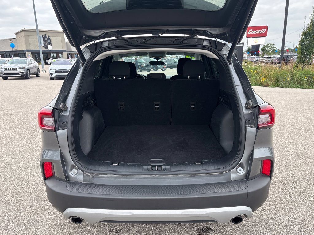 Used 2023 Ford Escape Active AWD/4WD image 28