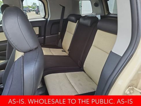 Used 2010 Toyota FJ Cruiser 4WD image 23