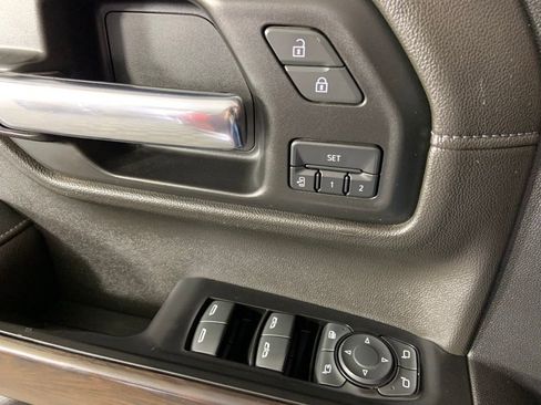 Used 2019 GMC Sierra 1500 SLT w/ SLT Premium Package image 23