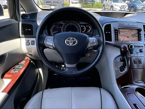 Used 2011 Toyota Venza AWD w/ Premium Pkg #2 image 5