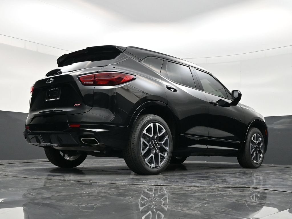 Used 2023 Chevrolet Blazer RS w/ Enhanced Convenience Package FWD image 25