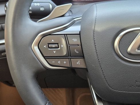 Used 2023 Lexus RZ 450e Premium w/ Accessory Package (Z1) image 37