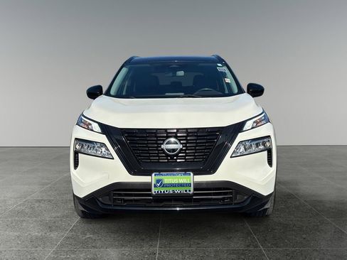 Used 2023 Nissan Rogue SV w/ SV Premium B Package AWD/4WD image 2