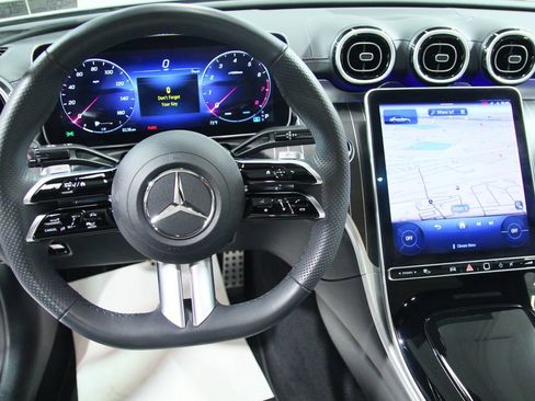 Used 2024 Mercedes-Benz C 300 4MATIC Sedan image 20
