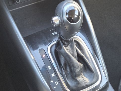 Used 2013 Kia Forte EX image 27