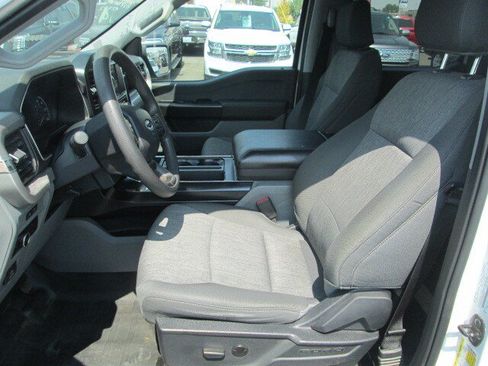 Used 2023 Ford F150 XL w/ XL Chrome Appearance Package AWD/4WD image 4