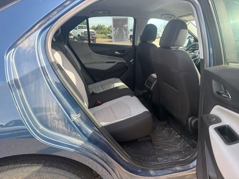 Used 2024 Chevrolet Equinox LS w/ LS Convenience Package AWD/4WD image 29