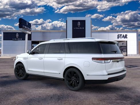 New 2023 Lincoln Navigator L Reserve AWD/4WD image 4