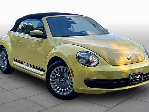 Used 2014 Volkswagen Beetle 2.5 FWD image 3