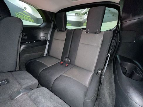 Used 2020 Nissan Pathfinder SV image 26