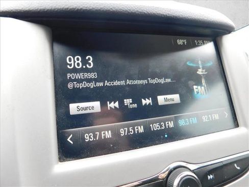 Used 2017 Chevrolet Cruze LS image 11