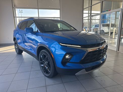 New 2026 Chevrolet Blazer LT w/ Convenience Package image 3