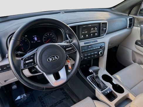 Used 2021 Kia Sportage S FWD image 11