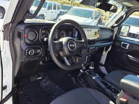 New 2026 Jeep Wrangler Unlimited Rubicon AWD/4WD image 9