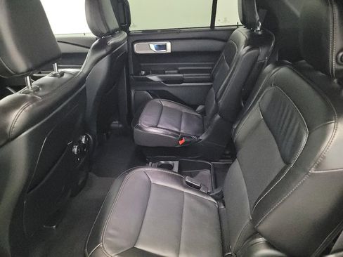 Used 2020 Ford Explorer Limited AWD/4WD image 18