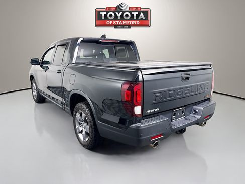 Used 2025 Honda Ridgeline TrailSport image 5