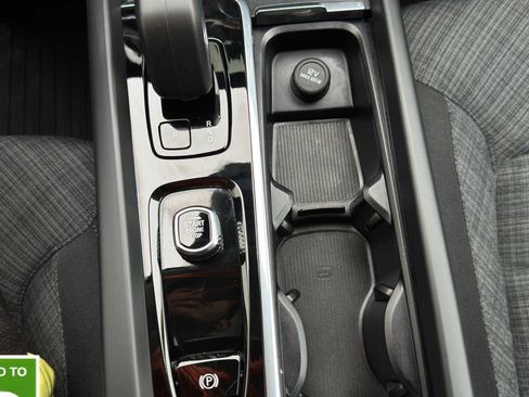 Used 2023 Volvo XC60 B5 Core image 21