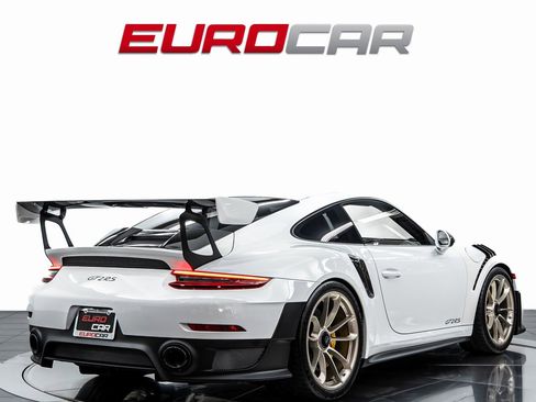 Used 2019 Porsche 911 GT2 RS image 5