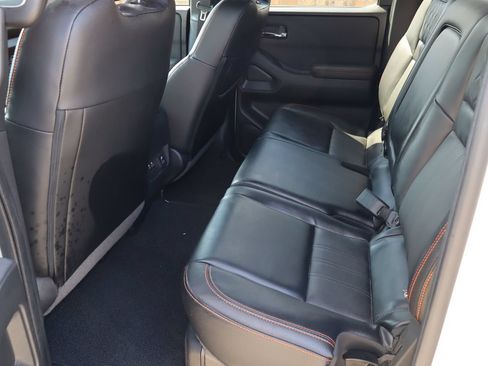Used 2023 Nissan Frontier Pro-X w/ Pro-X Premium Package RWD image 6