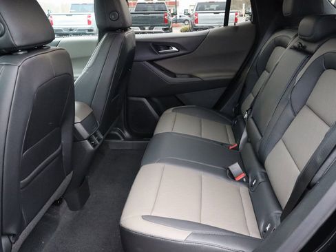 New 2026 Chevrolet Equinox LT w/ Convenience Package II image 19