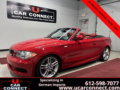 Used 2010 BMW 135i Convertible w/ Premium Pkg image 1