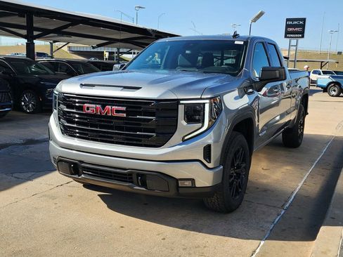 New 2026 GMC Sierra 1500 Elevation image 8