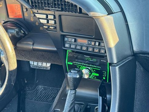 Used 1992 Chevrolet Corvette Coupe image 29