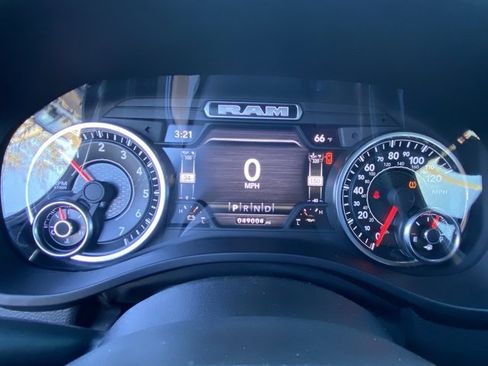 Used 2022 RAM 1500 Big Horn image 17