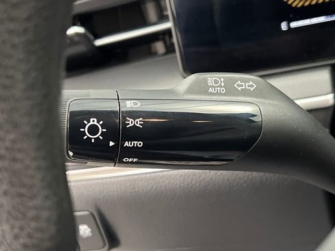 Used 2025 Kia K5 LXS image 40