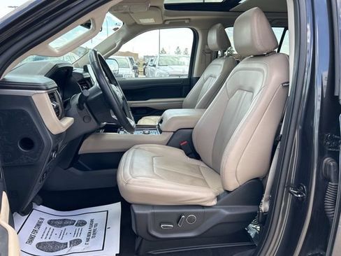Used 2024 Ford Expedition Limited AWD/4WD image 23
