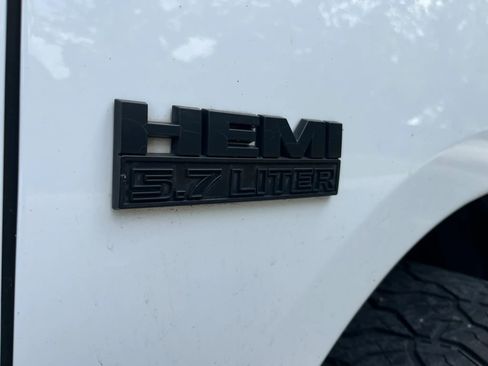 Used 2016 RAM 1500 Express RWD image 5
