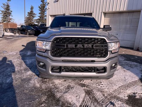 Used 2022 RAM 2500 Big Horn w/ Level C Equiment Group AWD/4WD image 29