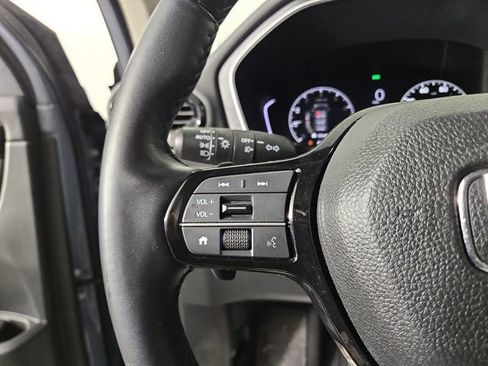 Used 2025 Honda Pilot Touring image 22