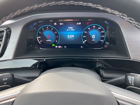 New 2026 Volkswagen Atlas Cross Sport SE FWD image 16