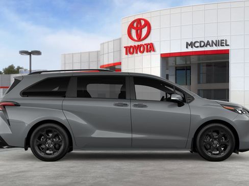 New 2026 Toyota Sienna XLE Woodland Edition AWD/4WD image 14