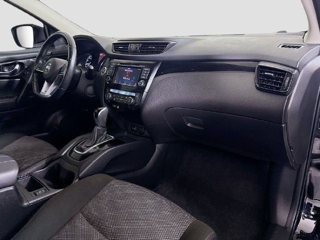Used 2021 Nissan Rogue Sport SV AWD/4WD image 29