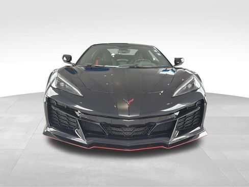 Used 2023 Chevrolet Corvette Z06 RWD image 10