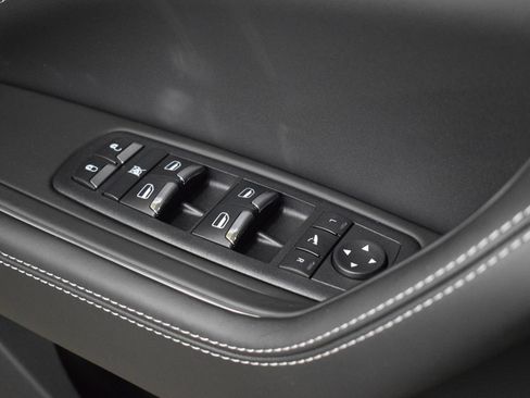 Certified 2023 Maserati Levante Modena AWD/4WD image 39
