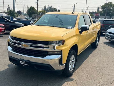 Used 2022 Chevrolet Silverado 1500 LT AWD/4WD image 3