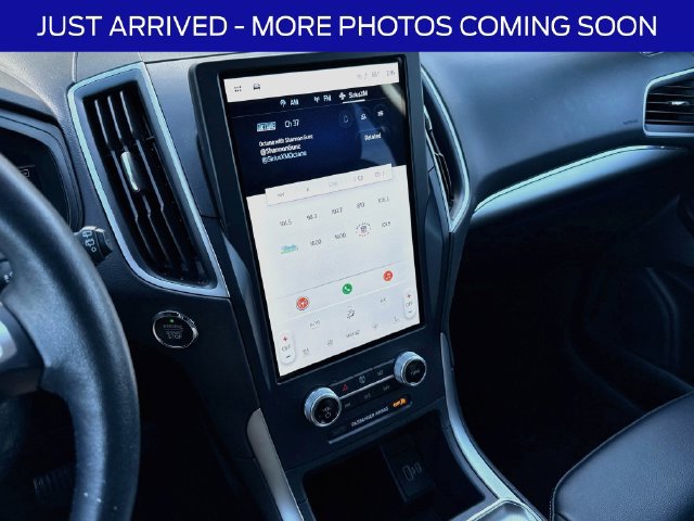 Used 2022 Ford Edge SEL w/ Convenience Package AWD/4WD image 14