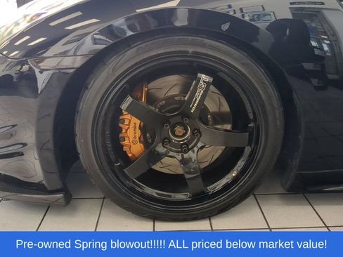 Used 2009 Nissan GT-R Premium AWD/4WD image 15