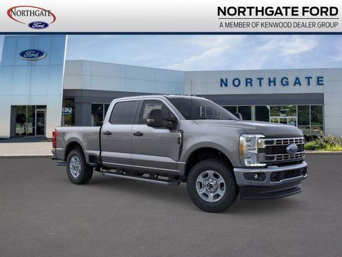 New 2026 Ford F250 XLT w/ FX4 Off-Road Package image 1