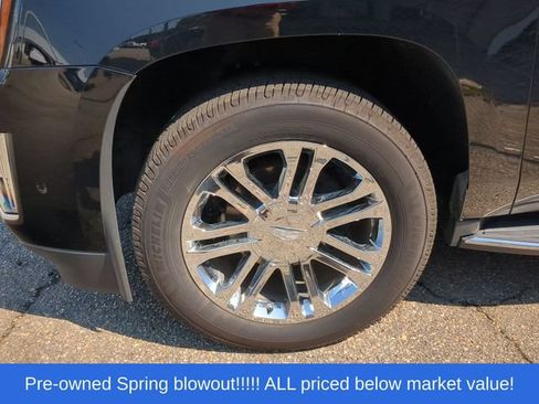 Used 2019 Cadillac Escalade 2WD image 7