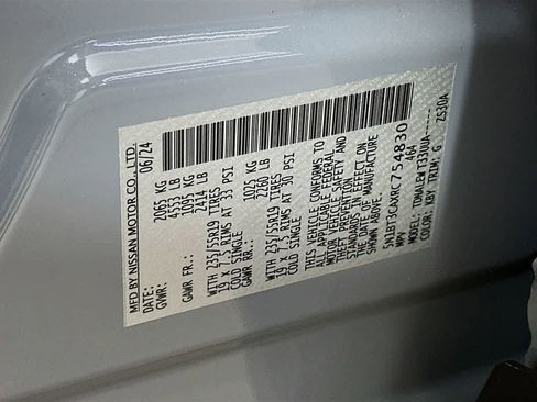 Used 2024 Nissan Rogue SL image 23