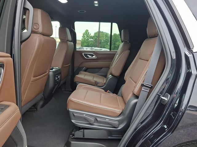 Certified 2023 Chevrolet Tahoe High Country AWD/4WD image 9
