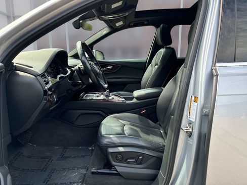 Used 2017 Audi Q7 3.0T Premium Plus w/ Premium Plus Package AWD/4WD image 28
