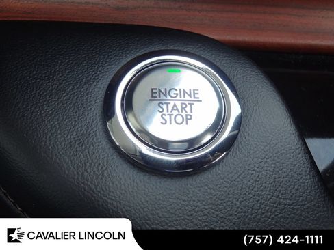 Certified 2024 Lincoln Aviator Reserve w/ Elements Package Plus RWD image 28
